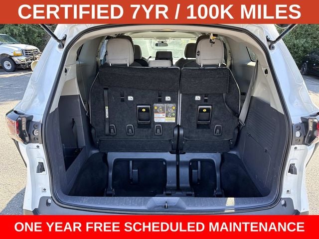 2024 Toyota Sienna LE 8 Passenger