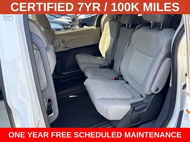 2024 Toyota Sienna LE 8 Passenger