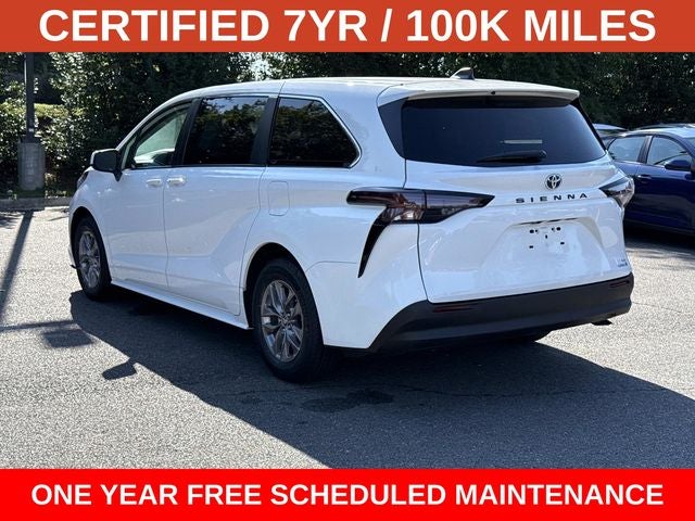 2024 Toyota Sienna LE 8 Passenger