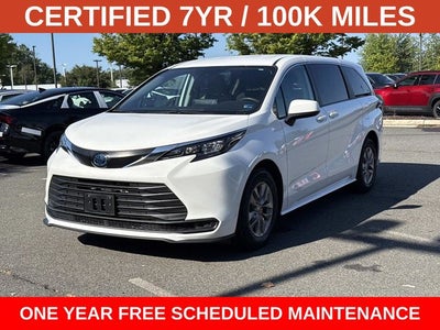 2024 Toyota Sienna LE 8 Passenger