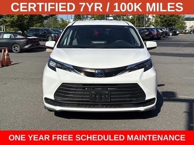 2024 Toyota Sienna LE 8 Passenger
