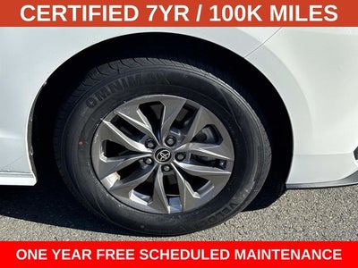 2024 Toyota Sienna LE 8 Passenger