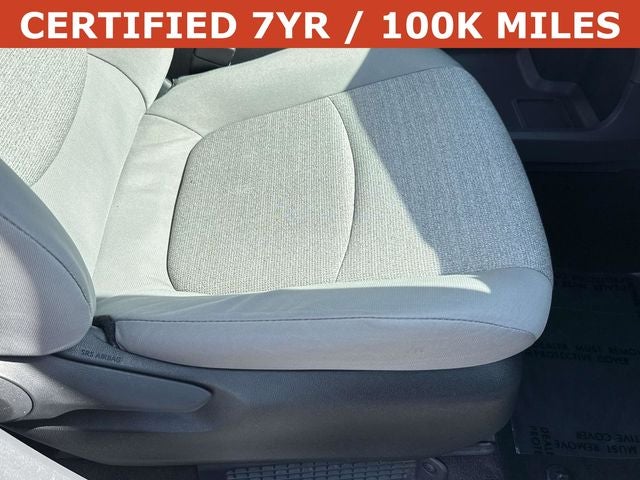 2024 Toyota Sienna LE 8 Passenger