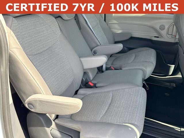 2024 Toyota Sienna LE 8 Passenger