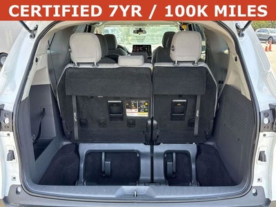 2024 Toyota Sienna LE 8 Passenger