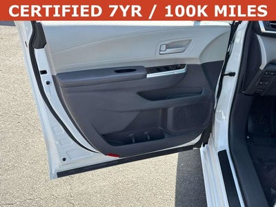 2024 Toyota Sienna LE 8 Passenger