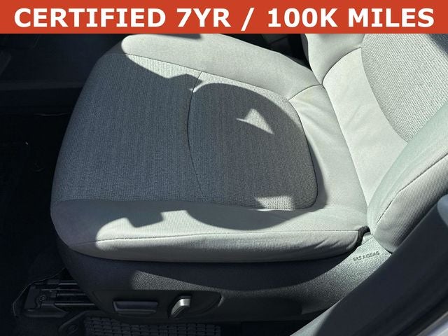 2024 Toyota Sienna LE 8 Passenger