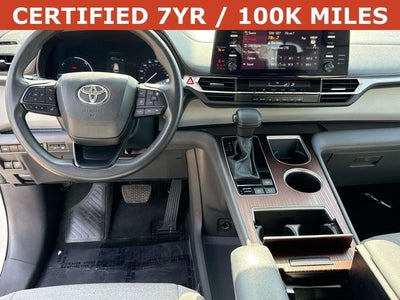 2024 Toyota Sienna LE 8 Passenger
