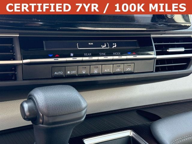 2024 Toyota Sienna LE 8 Passenger