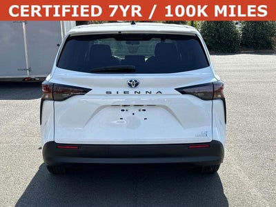 2024 Toyota Sienna LE 8 Passenger