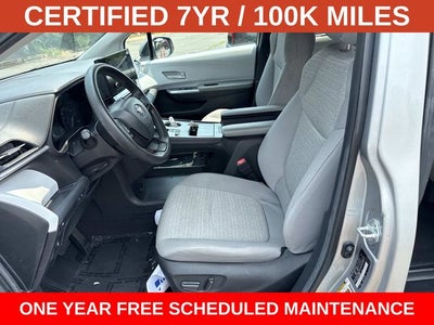 2025 Toyota Sienna LE 8 Passenger