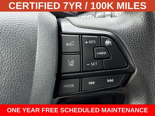 2025 Toyota Sienna LE 8 Passenger