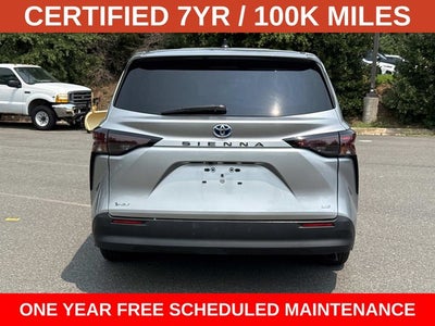 2025 Toyota Sienna LE 8 Passenger