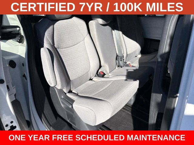 2026 Toyota Sienna LE 8 Passenger