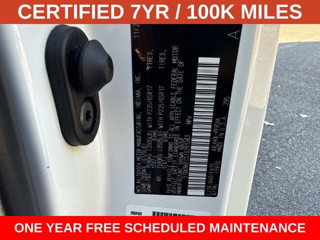 2026 Toyota Sienna LE 8 Passenger