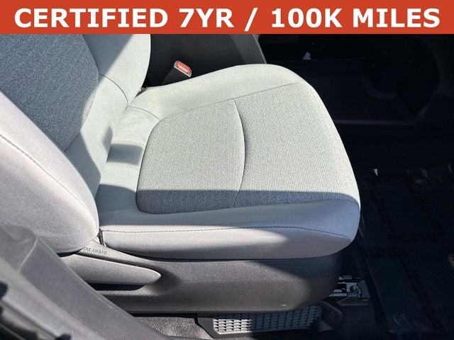 2025 Toyota Sienna LE 8 Passenger