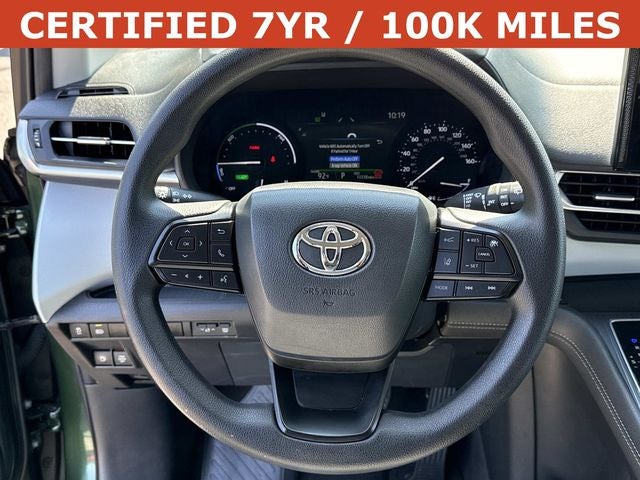 2025 Toyota Sienna LE 8 Passenger