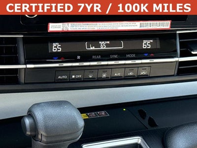 2025 Toyota Sienna LE 8 Passenger