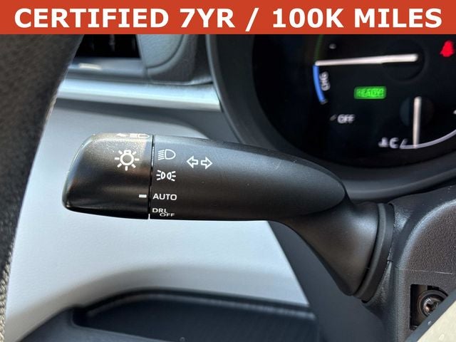 2025 Toyota Sienna LE 8 Passenger