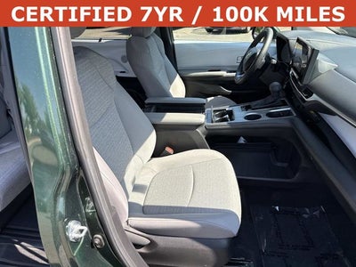 2025 Toyota Sienna LE 8 Passenger