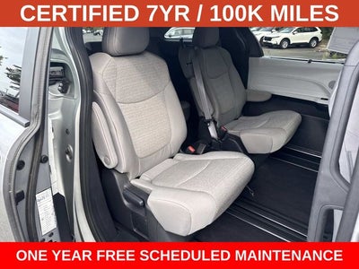 2025 Toyota Sienna LE 8 Passenger