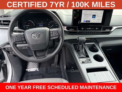 2025 Toyota Sienna LE 8 Passenger
