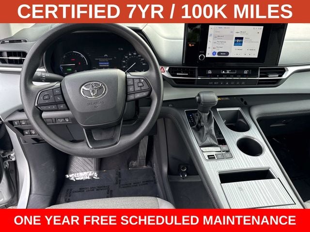 2025 Toyota Sienna LE 8 Passenger