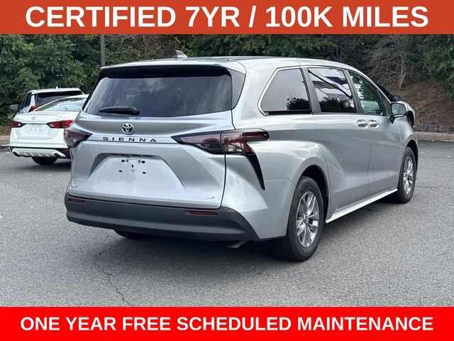 2025 Toyota Sienna LE 8 Passenger