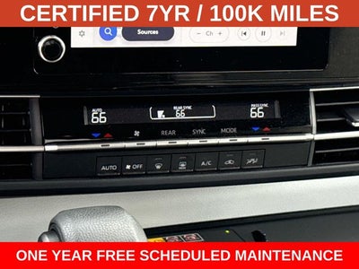 2025 Toyota Sienna LE 8 Passenger