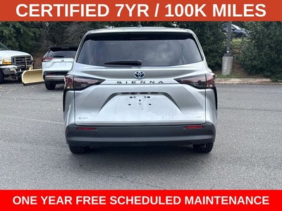 2025 Toyota Sienna LE 8 Passenger