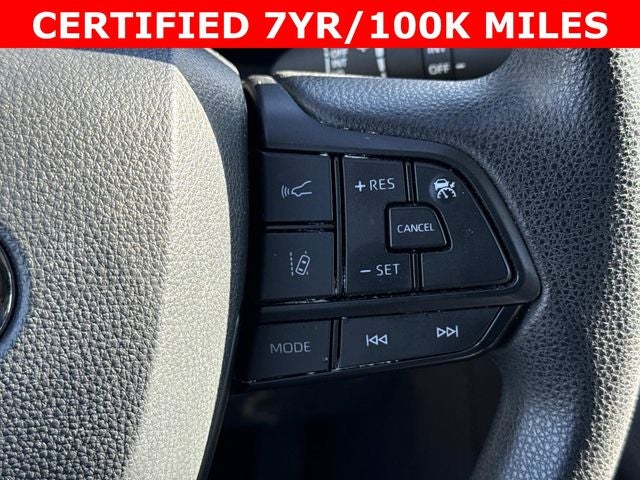 2024 Toyota Sienna LE 8 Passenger