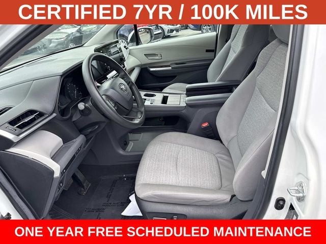 2024 Toyota Sienna LE 8 Passenger