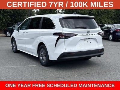 2024 Toyota Sienna LE 8 Passenger
