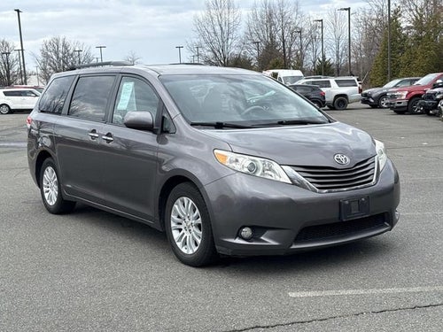 2011 Toyota Sienna XLE