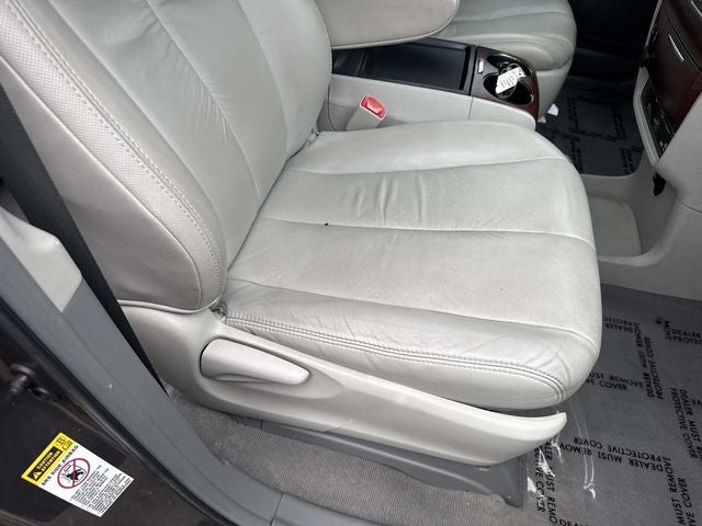 2011 Toyota Sienna XLE