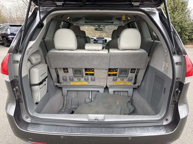 2011 Toyota Sienna XLE