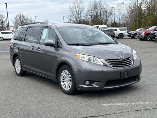 2011 Toyota Sienna XLE