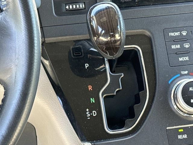 2015 Toyota Sienna XLE Premium 8 Passenger