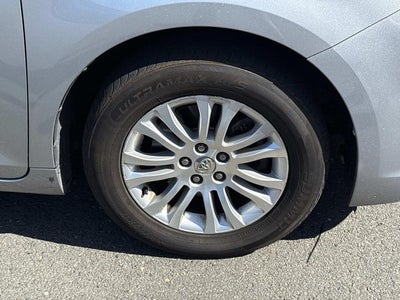 2015 Toyota Sienna XLE Premium 8 Passenger