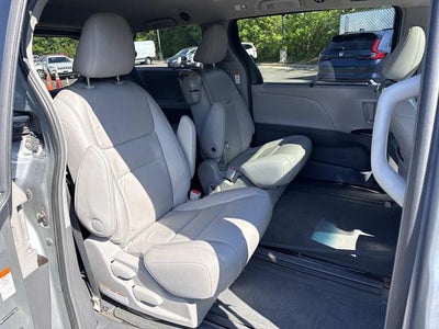 2015 Toyota Sienna XLE Premium 8 Passenger