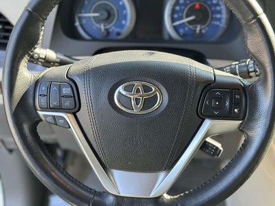 2015 Toyota Sienna XLE Premium 8 Passenger