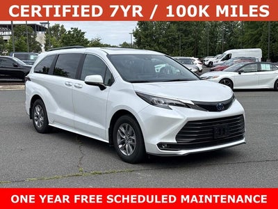 2025 Toyota Sienna XLE 8 Passenger