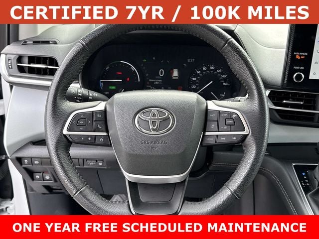 2025 Toyota Sienna XLE 8 Passenger