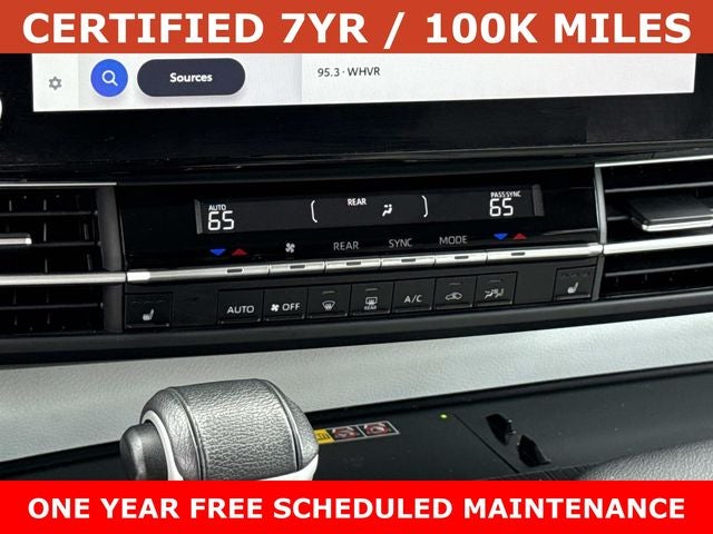 2025 Toyota Sienna XLE 8 Passenger