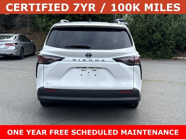 2025 Toyota Sienna XLE 8 Passenger