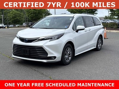 2025 Toyota Sienna XLE 8 Passenger