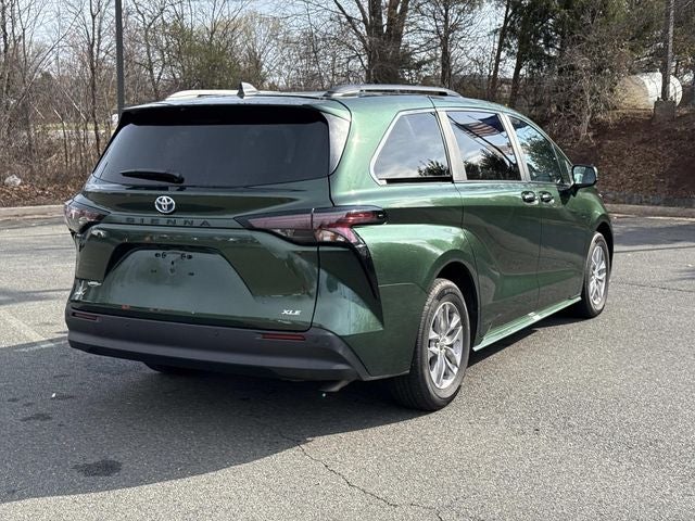 2025 Toyota Sienna XLE