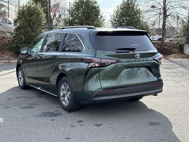 2025 Toyota Sienna XLE