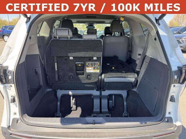 2023 Toyota Sienna XLE 8 Passenger