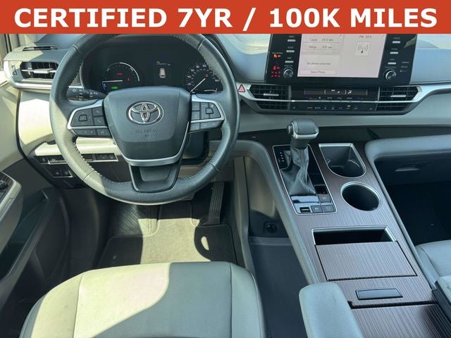 2023 Toyota Sienna XLE 8 Passenger